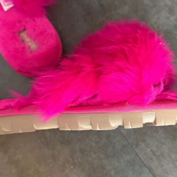 Ugg furry slides - Picture 6 of 7